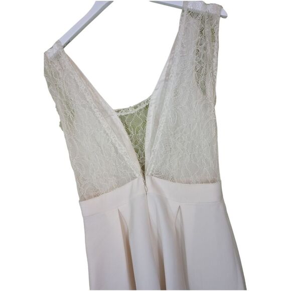 BCBG Generation dress white mini lace deep v sleeveless 6 - Picture 4 of 7